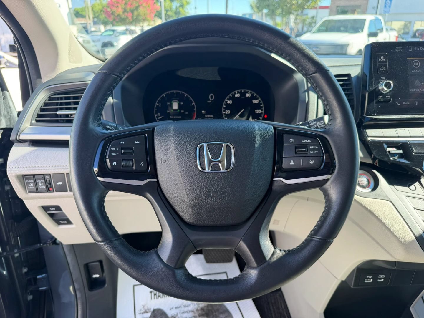 Used 2025 Honda Odyssey EX-L image 24
