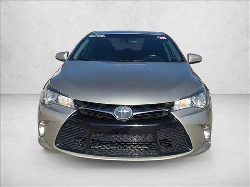 Used 2016 Toyota Camry SE w/ Protection Package (Q2) image 2