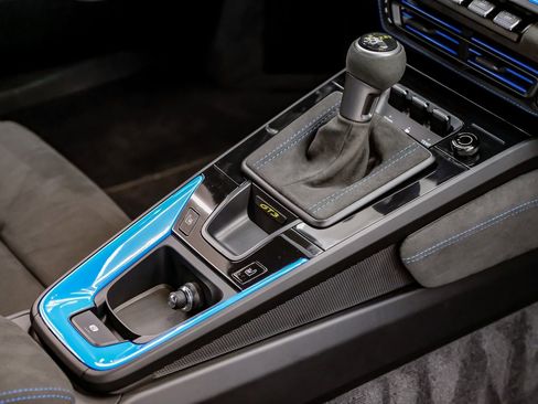 Used 2022 Porsche 911 GT3 image 25