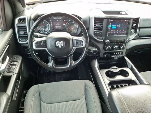 Used 2022 RAM 1500 Big Horn AWD/4WD image 2