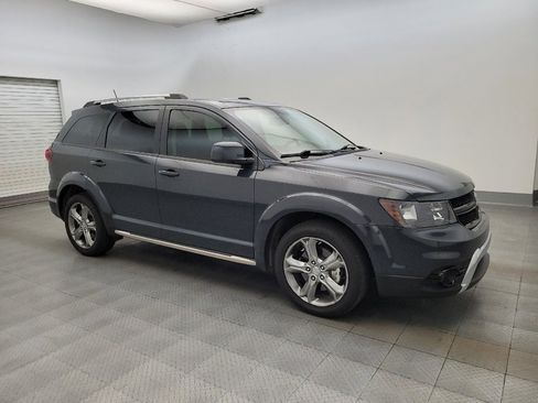 Used 2017 Dodge Journey Crossroad FWD image 11