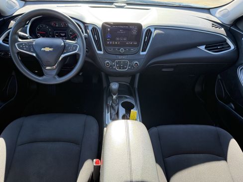 Used 2024 Chevrolet Malibu LT image 13