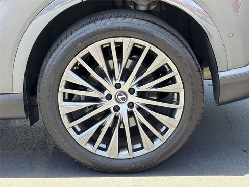 Used 2024 Lexus RX 350 FWD w/ Convenience Package image 9