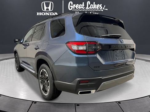 New 2026 Honda Pilot Touring image 3