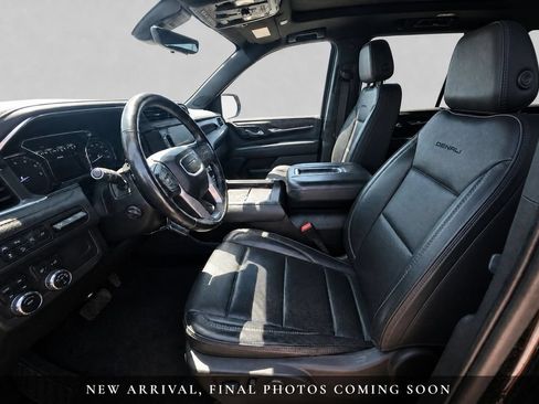 Used 2021 GMC Yukon Denali w/ Denali Premium Package AWD/4WD image 7