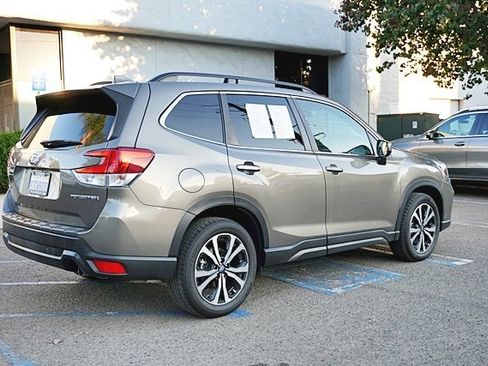 Used 2021 Subaru Forester Limited w/ Popular Package #3 image 8