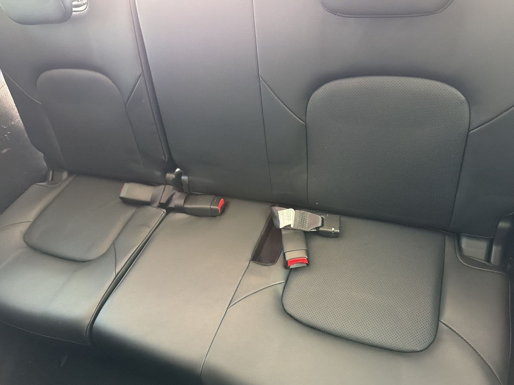 Used 2021 Nissan Armada Platinum w/ Captain's Chairs Package RWD image 27