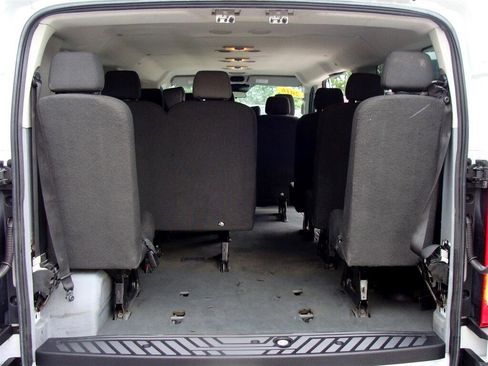 Used 2016 Ford Transit 350 XL image 22