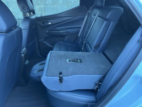 Used 2022 Chevrolet Bolt EUV Premier w/ Super Cruise Package image 13