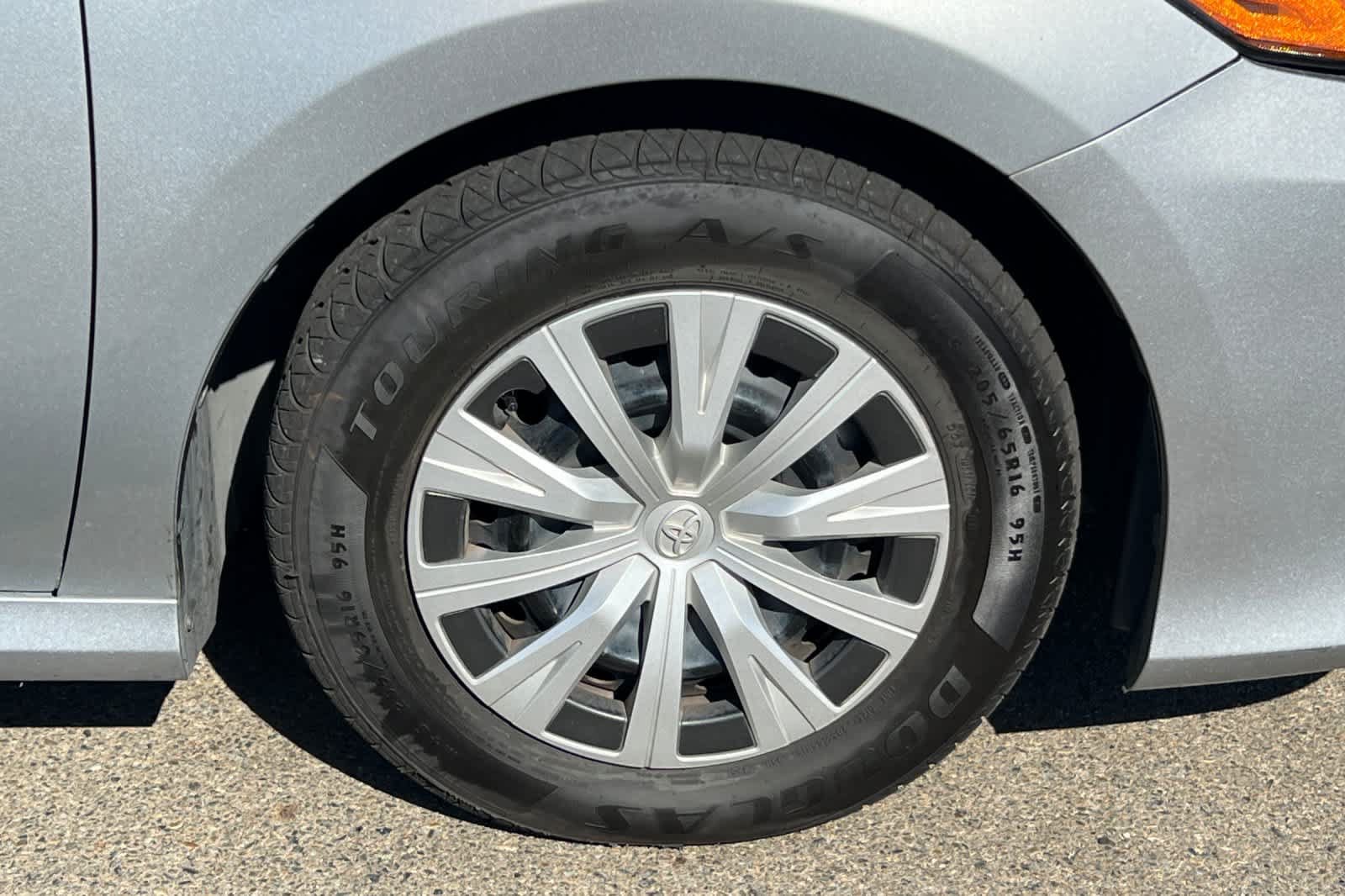 Certified 2022 Toyota Camry LE FWD image 18