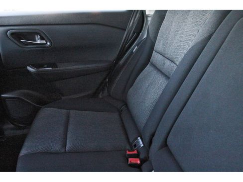 Certified 2025 Nissan Rogue SV image 14