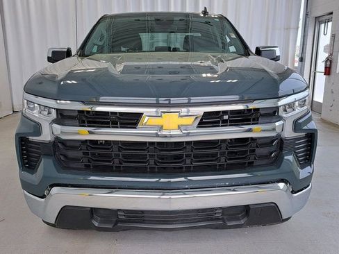 Used 2025 Chevrolet Silverado 1500 LT RWD image 4