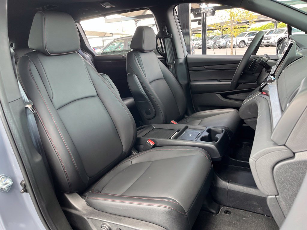 Used 2026 Honda Odyssey Sport-L image 32