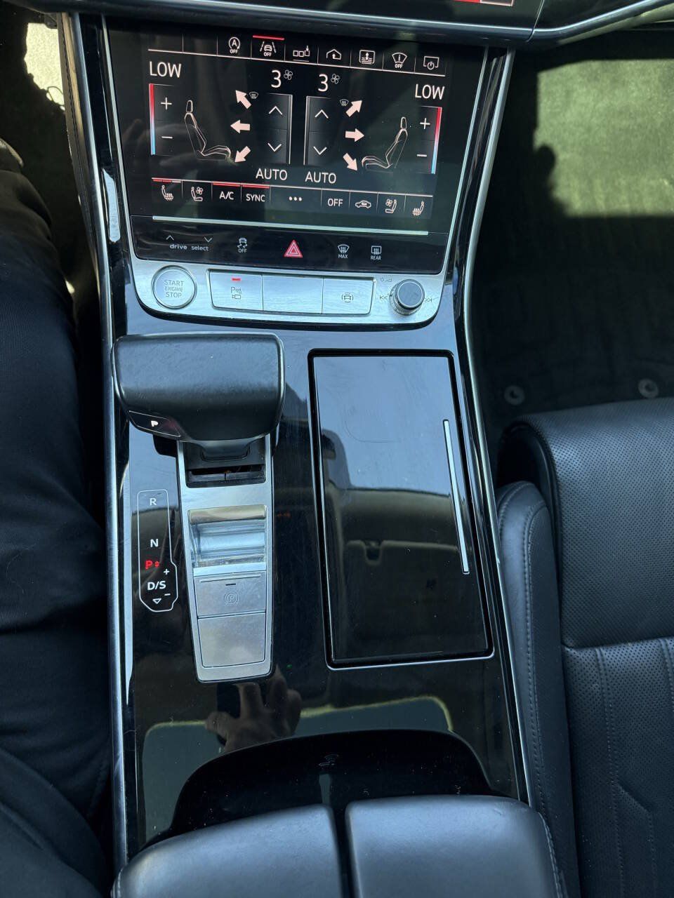 Used 2019 Audi A8 L 3.0T w/ Executive Package AWD/4WD image 26