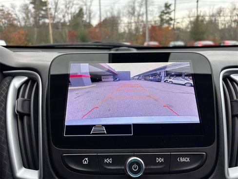 Used 2024 Chevrolet Malibu LT image 23