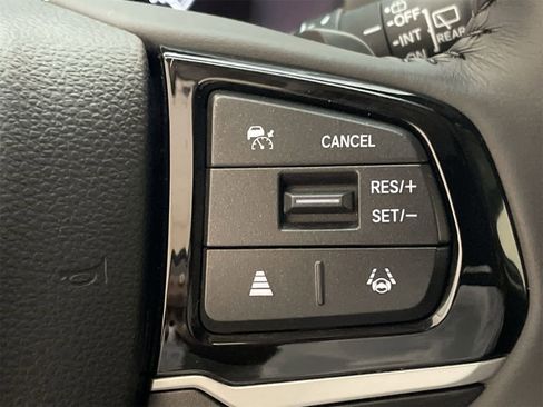 Certified 2025 Honda Odyssey EX-L image 13