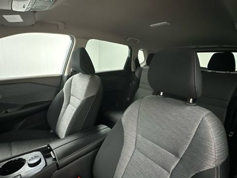 Used 2021 Nissan Rogue SV AWD/4WD image 9