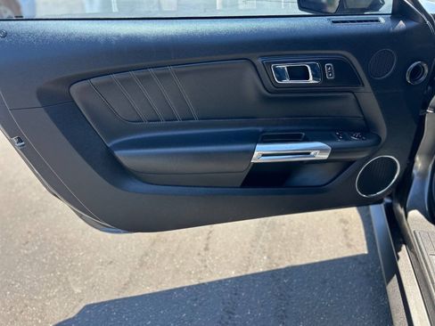 Used 2017 Ford Mustang Premium RWD image 9