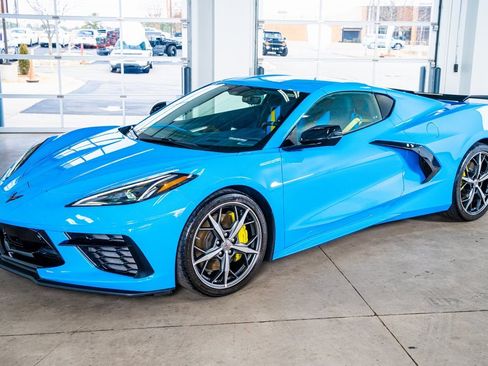 Used 2023 Chevrolet Corvette Stingray Premium Cpe w/ Z51 Performance Package image 12