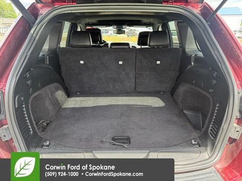 Used 2019 Jeep Grand Cherokee Altitude AWD/4WD image 18