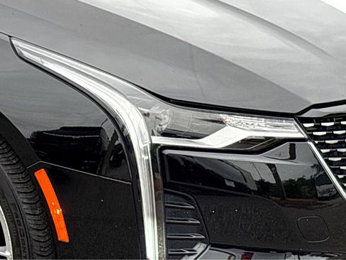 Used 2021 Cadillac CT4 Premium Luxury image 19