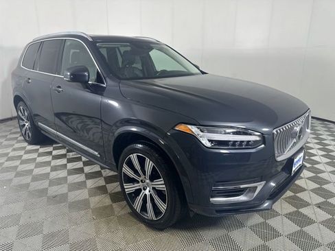 Used 2021 Volvo XC90 T8 Inscription w/ Climate Package image 1