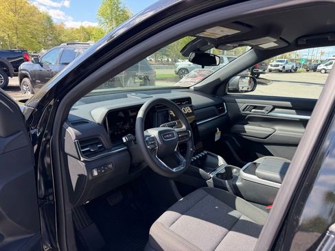 New 2026 GMC Terrain Elevation w/ Black Edition AWD/4WD image 13