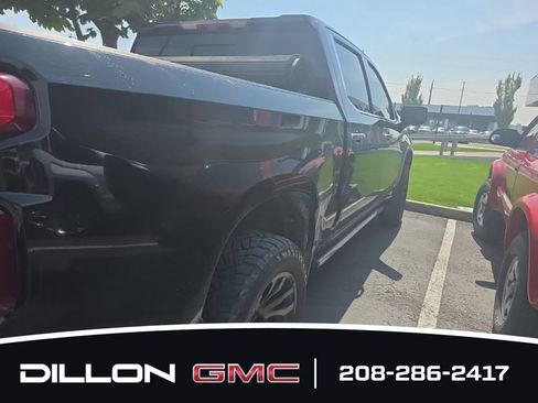 Used 2021 Chevrolet Silverado 1500 High Country w/ Technology Package AWD/4WD image 13