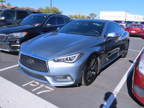 Used 2017 INFINITI Q60 w/ Cargo Package image 2