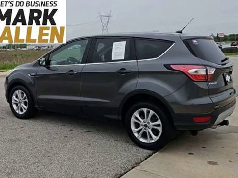 Used 2017 Ford Escape SE FWD image 6