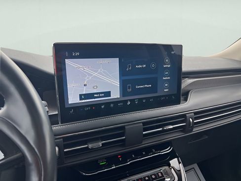 Used 2023 Lincoln Corsair Reserve w/ Equipment Group 201A image 26