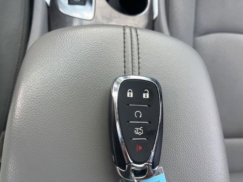 Used 2024 Chevrolet Malibu LT image 19