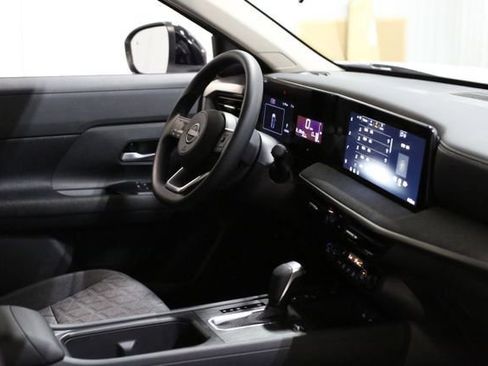 New 2026 Nissan Kicks SV w/ SV Premium Package AWD/4WD image 23