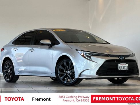 Used 2023 Toyota Corolla LE w/ Carpet Mat Package (TMS) FWD image 1