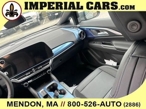 New 2026 Chevrolet Equinox EV LT image 20