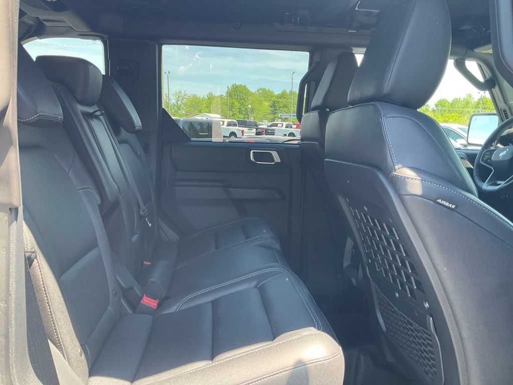 New 2026 Ford Bronco Big Bend w/ Black Diamond Package AWD/4WD image 13