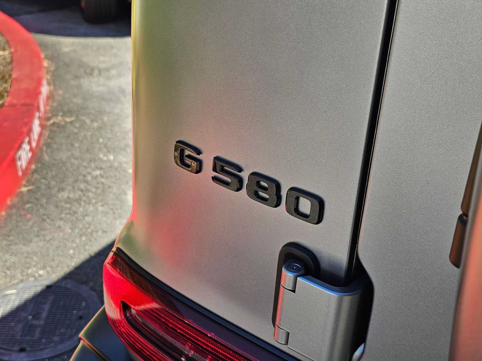 New 2027 Mercedes-Benz G 580 e image 13