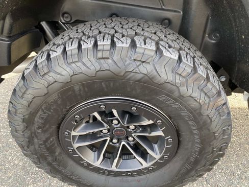 Certified 2025 Jeep Wrangler Unlimited Rubicon image 28