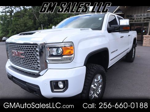 Used 2017 GMC Sierra 2500 Denali w/ Duramax Plus Package AWD/4WD image 1