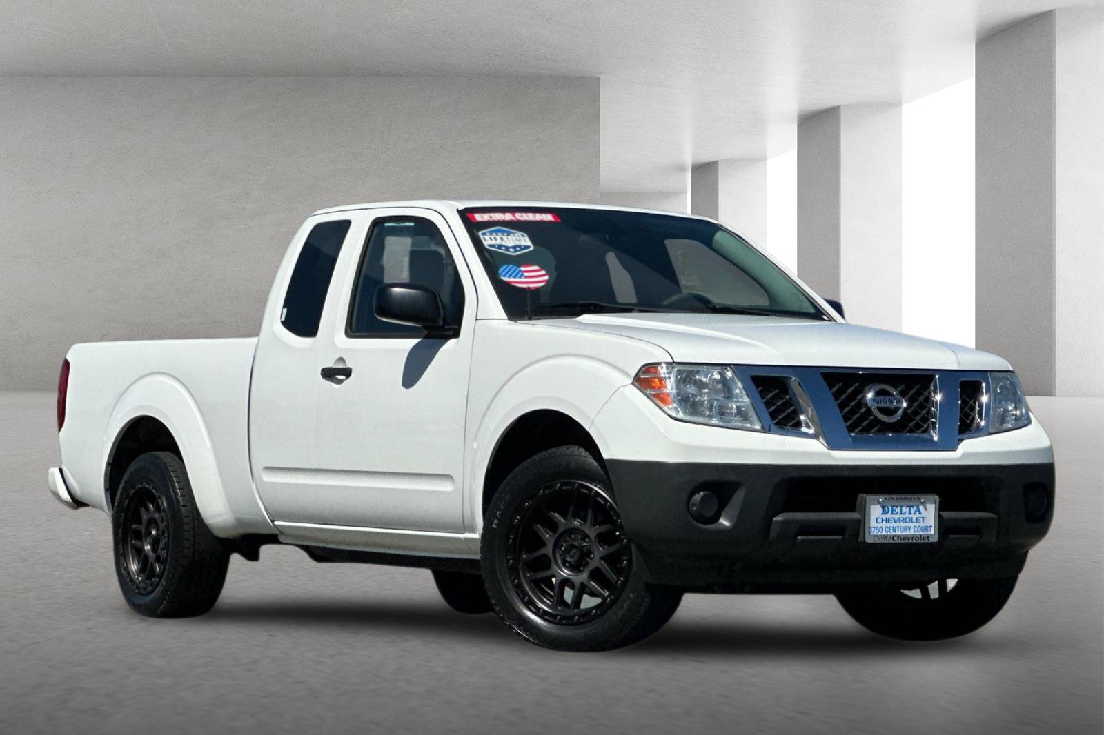 Used 2019 Nissan Frontier S RWD image 2