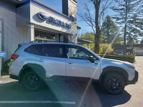 Used 2023 Subaru Forester Wilderness AWD/4WD image 2