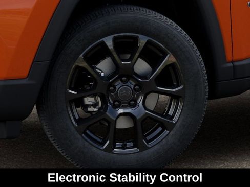 New 2026 Jeep Compass Latitude AWD/4WD image 9