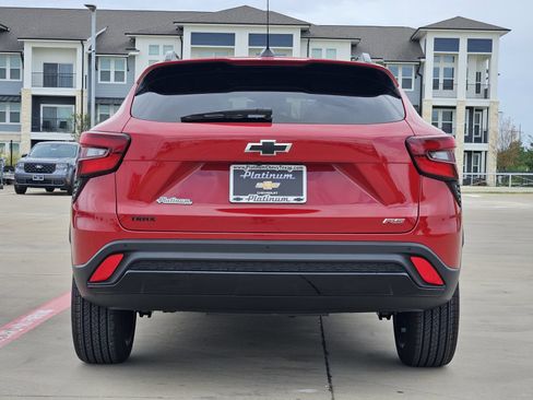New 2026 Chevrolet Trax RS w/ Driver Confidence Package FWD image 8