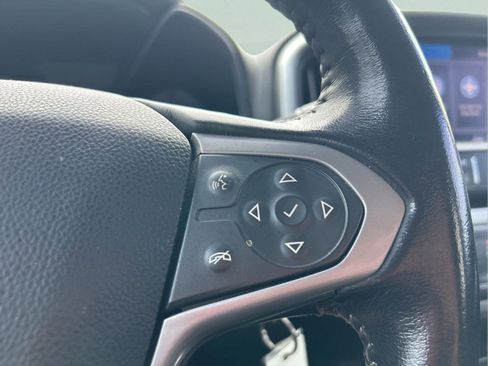 Used 2019 Chevrolet Colorado LT w/ LT Convenience Package RWD image 15