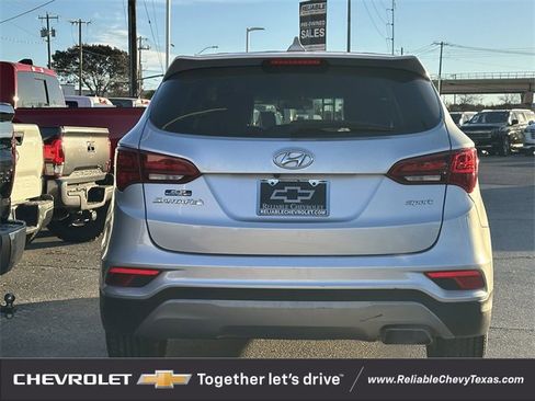 Used 2017 Hyundai Santa Fe Sport image 5