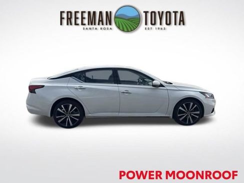 Used 2021 Nissan Altima 2.5 Platinum AWD/4WD image 4