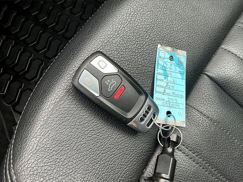 Used 2019 Audi Q5 2.0T Premium Plus w/ Premium Plus Package image 11