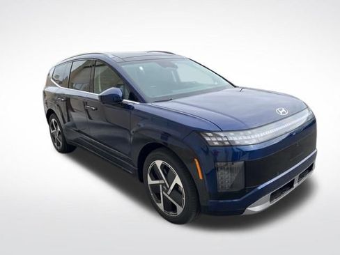 New 2026 Hyundai Ioniq 9 Limited AWD/4WD image 3