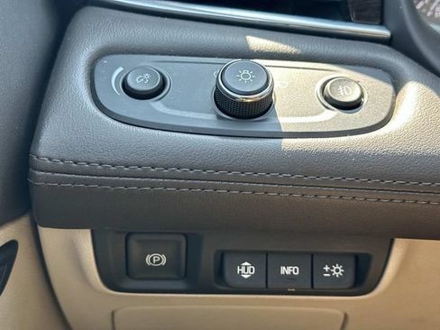 Used 2017 Buick LaCrosse Premium w/ Driver Confidence Package #2 AWD/4WD image 26