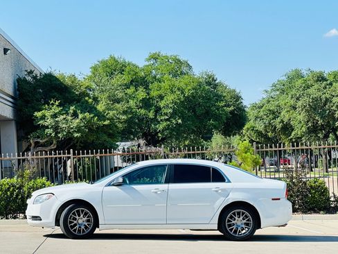 Used 2011 Chevrolet Malibu LS w/ LPO, Convenience Package FWD image 5